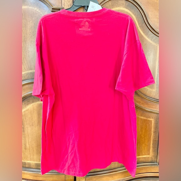 New w/tag LOST GODS “SQUATCHIN” Tee with Sasquatch playing a guitar Red SZ 2XL - Picture 3 of 5